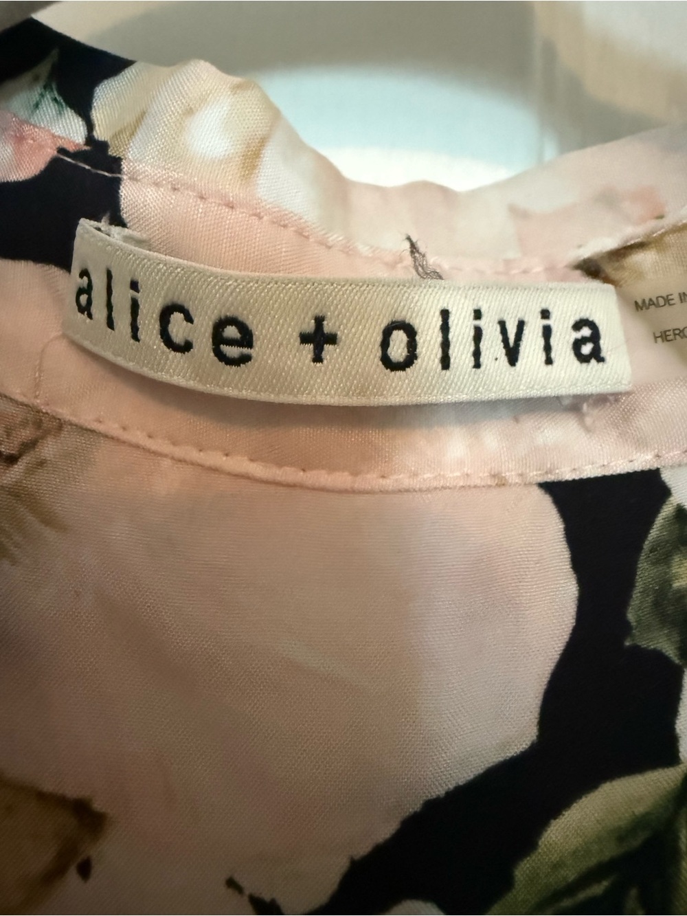 Alice + Olivia Pink & Black Floral Button-Front Dress Size XS NWT - Picture 5 of 6